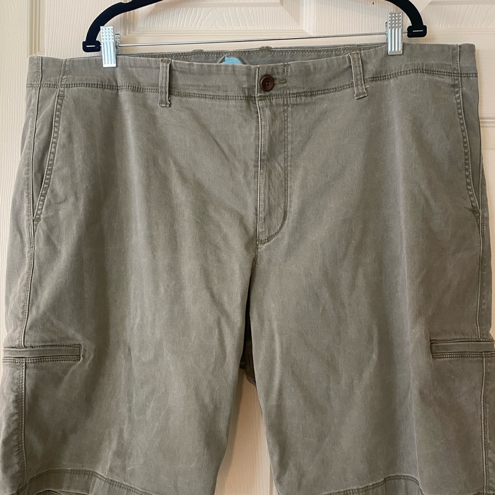 Tommy Bahama Green Cargo Shorts Relaxed Fit